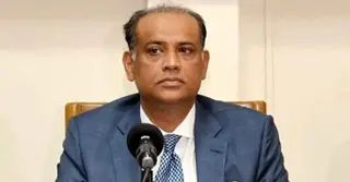 সাবেক ভূমিমন্ত্রী সাইফুজ্জামানের দু’টি ফ্ল্যাট দখলে দুদকের অভিযান